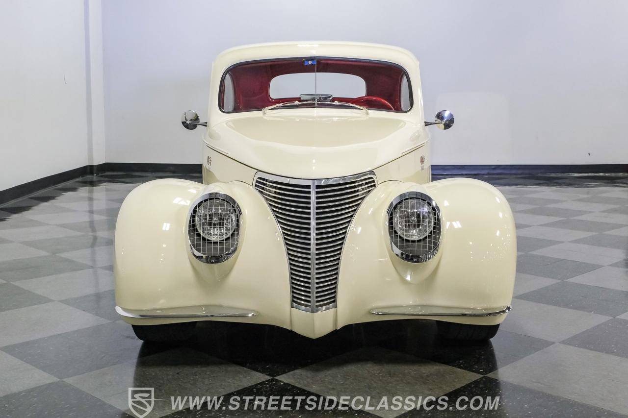 1939 Chevrolet Master Deluxe Restomod
