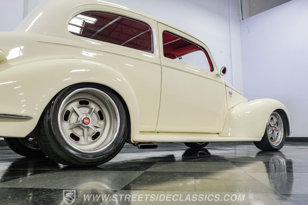 1939 Chevrolet Master Deluxe Restomod