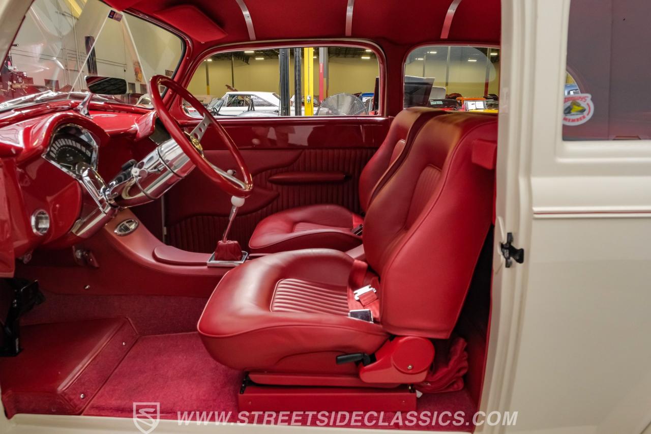 1939 Chevrolet Master Deluxe Restomod