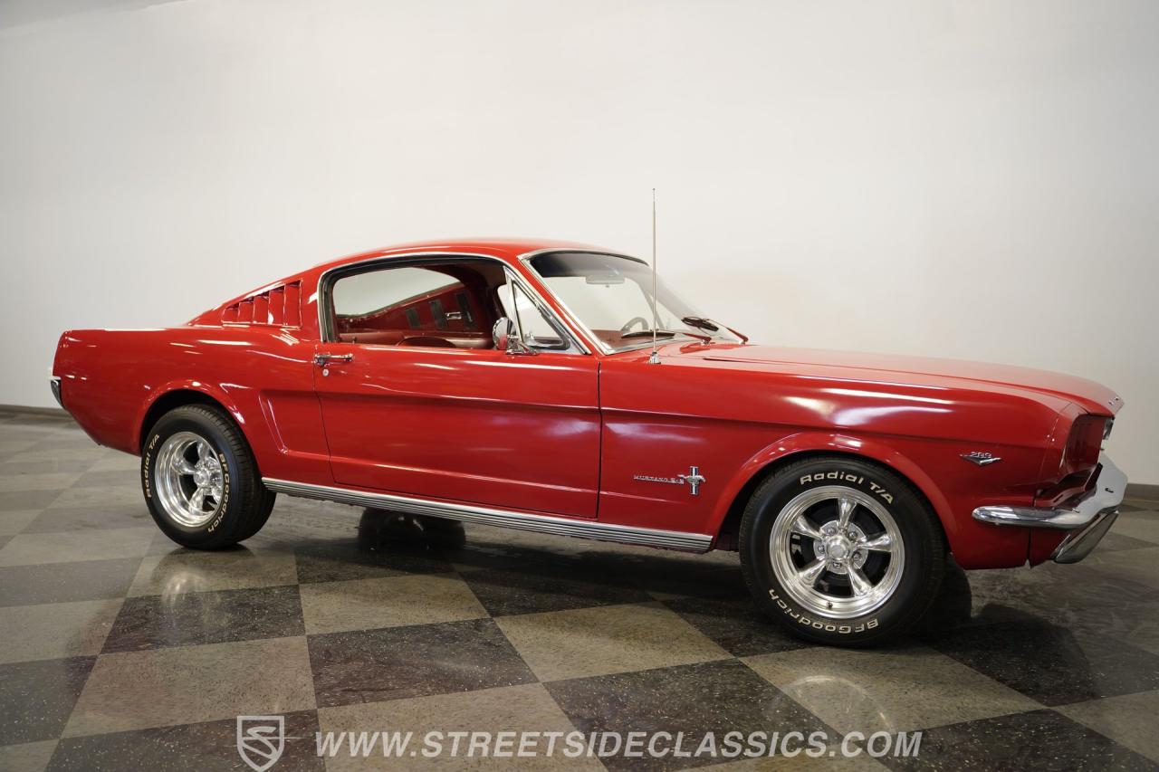 1965 Ford Mustang Fastback