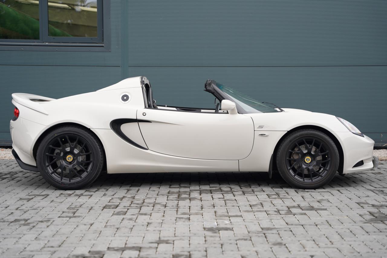 2016 Lotus Elise