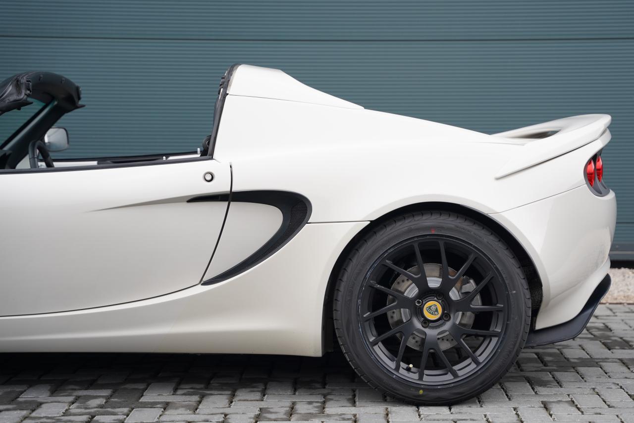 2016 Lotus Elise