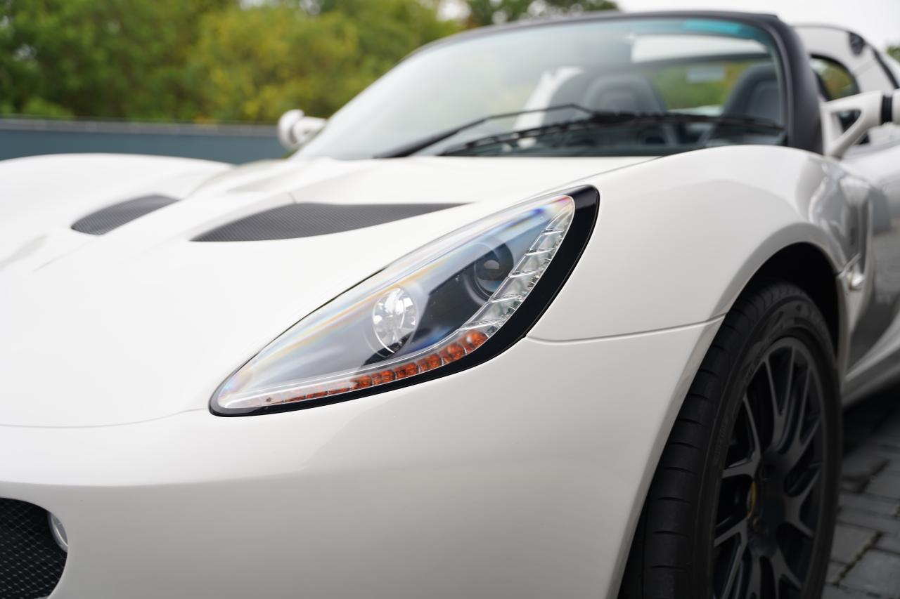 2016 Lotus Elise