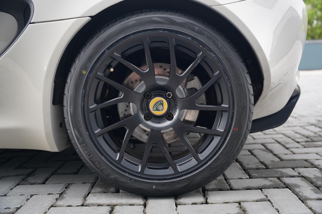 2016 Lotus Elise