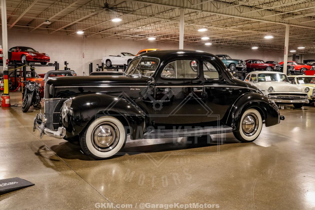 1940 Ford Deluxe