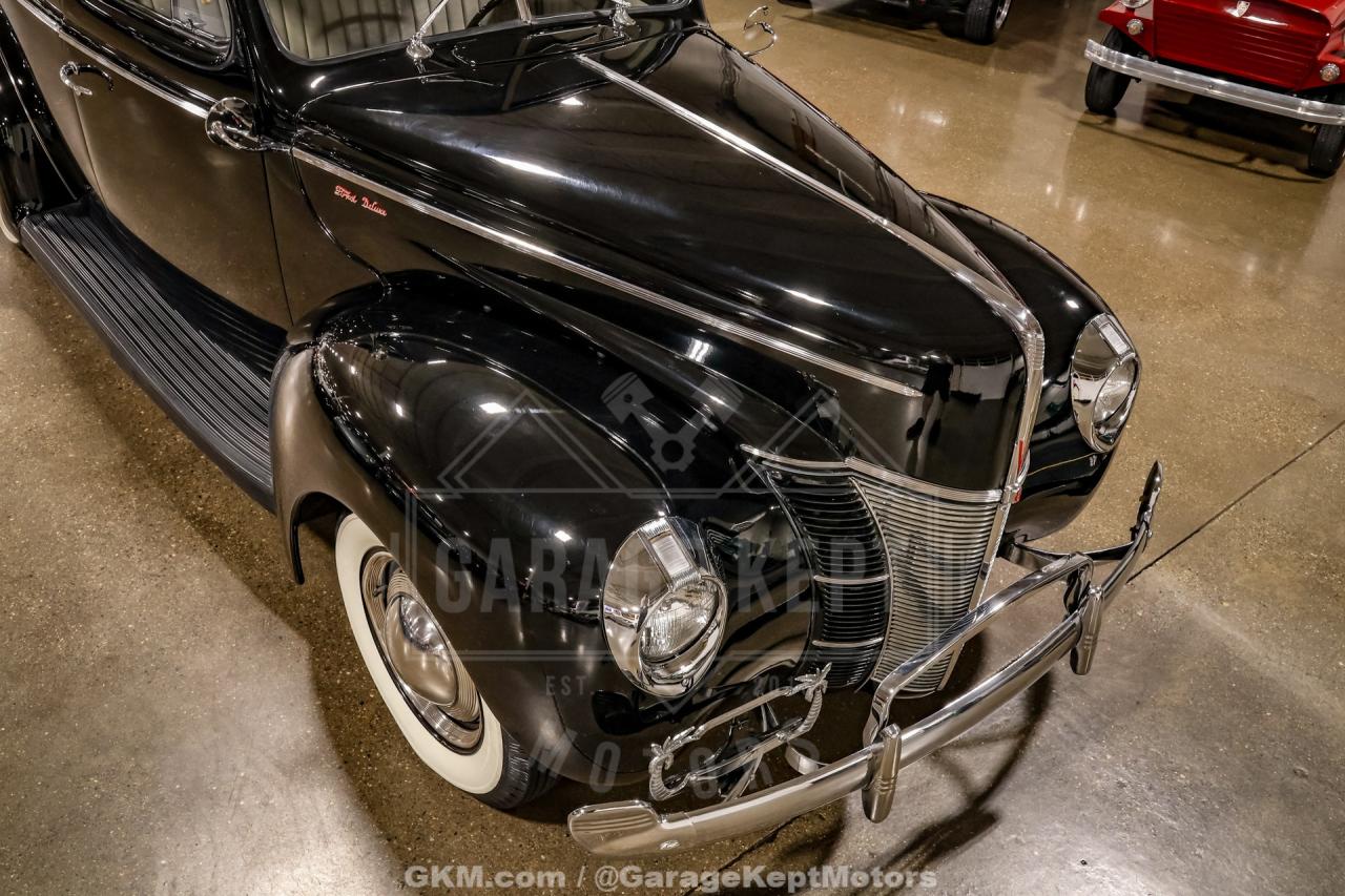 1940 Ford Deluxe