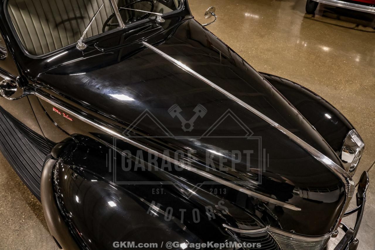 1940 Ford Deluxe