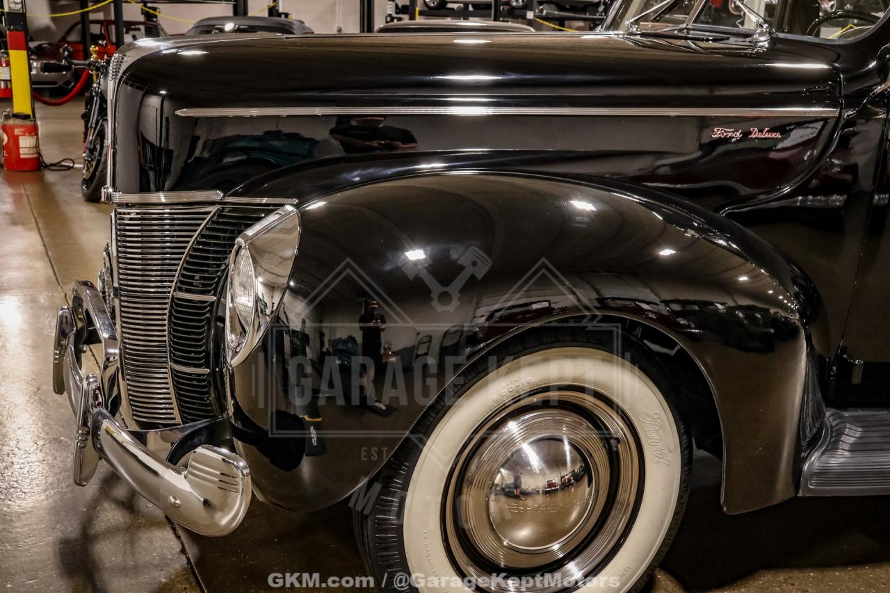 1940 Ford Deluxe
