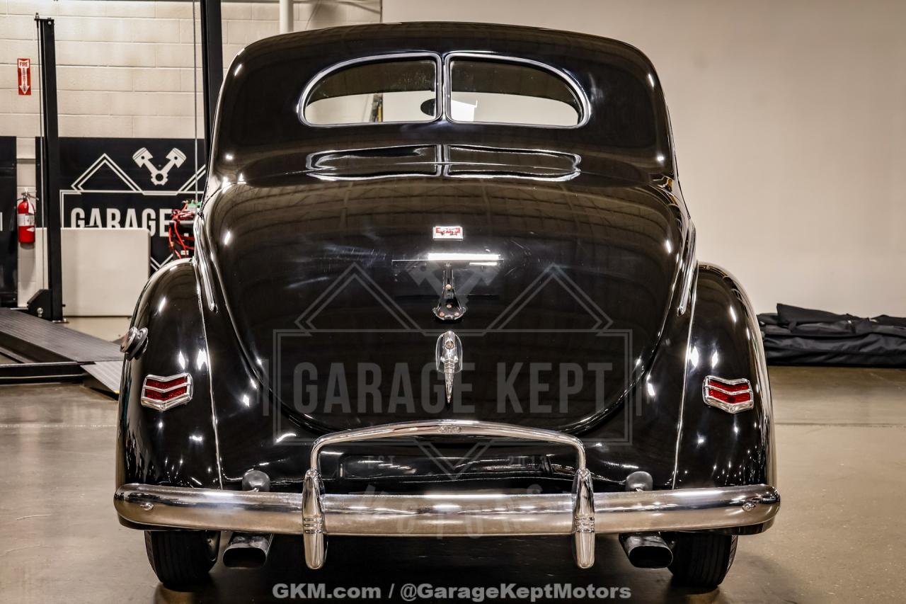 1940 Ford Deluxe
