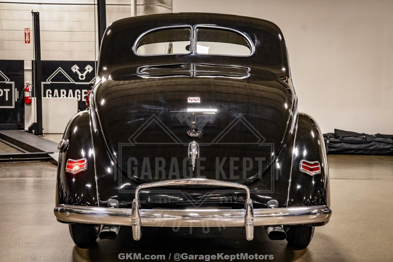 1940 Ford Deluxe