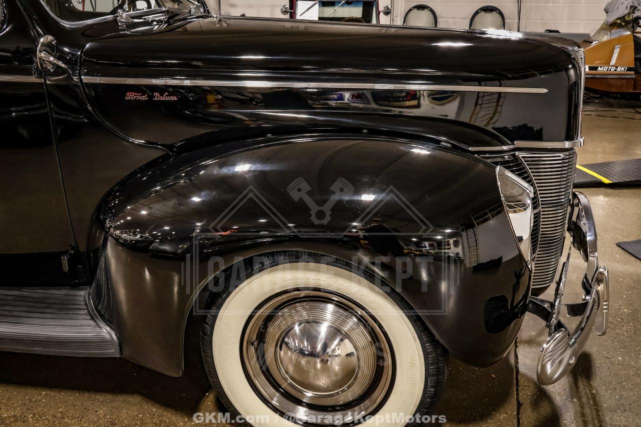 1940 Ford Deluxe