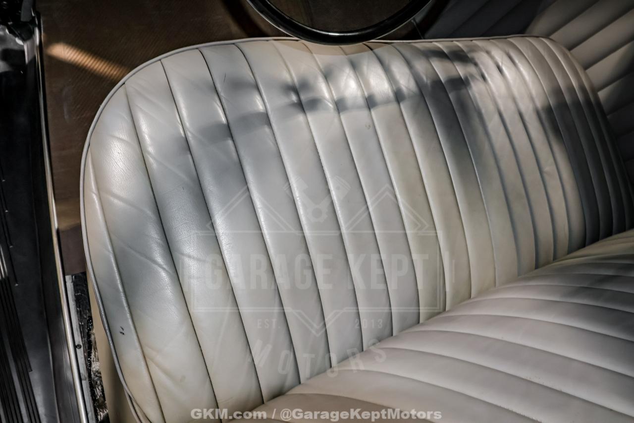 1940 Ford Deluxe