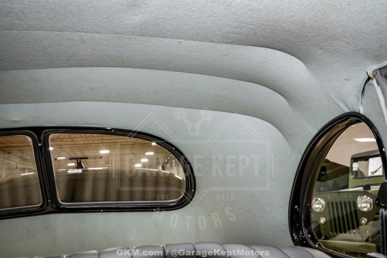 1940 Ford Deluxe