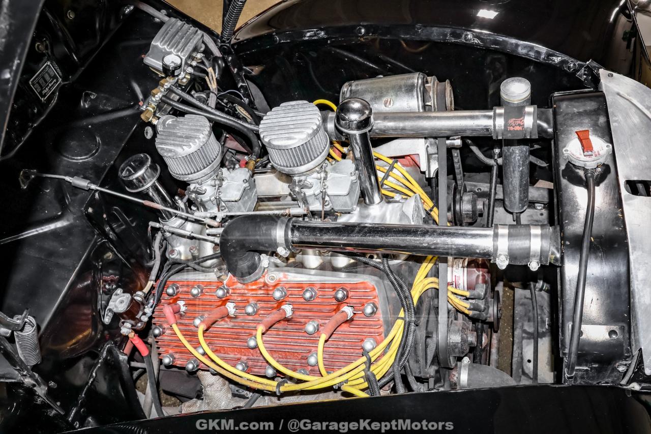 1940 Ford Deluxe