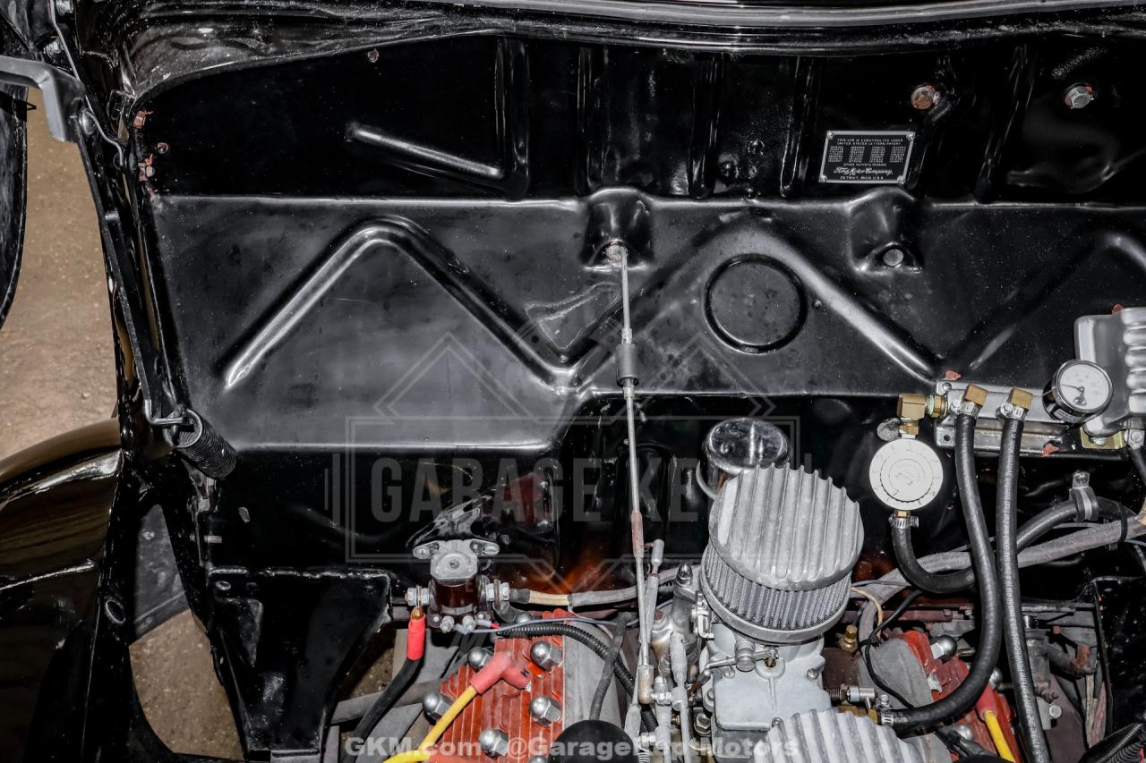 1940 Ford Deluxe