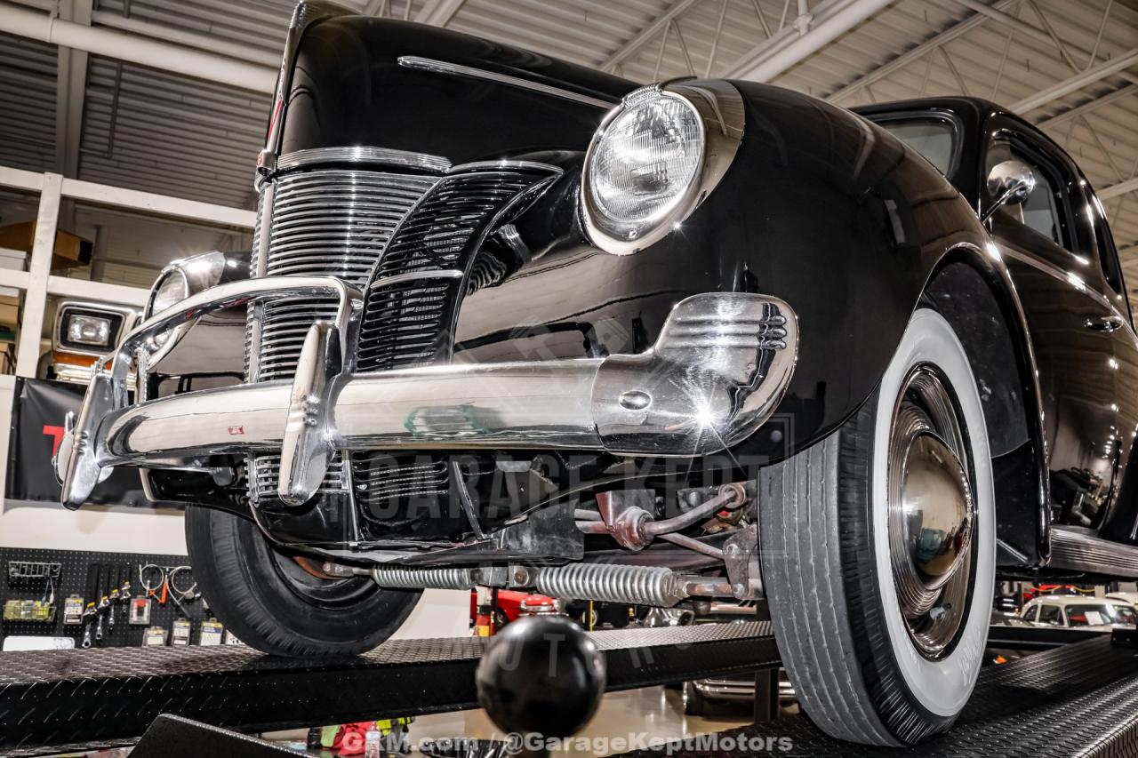1940 Ford Deluxe