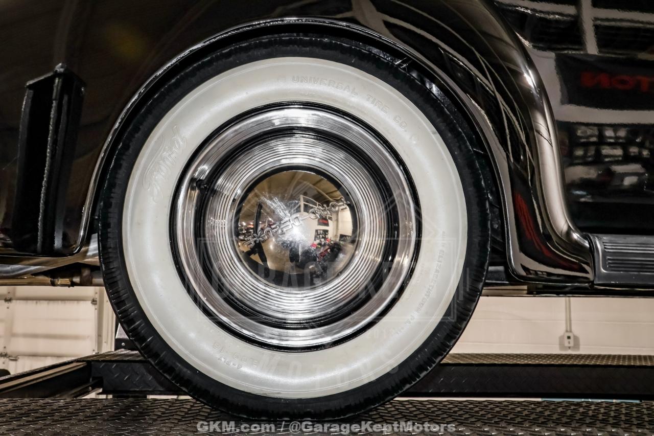 1940 Ford Deluxe