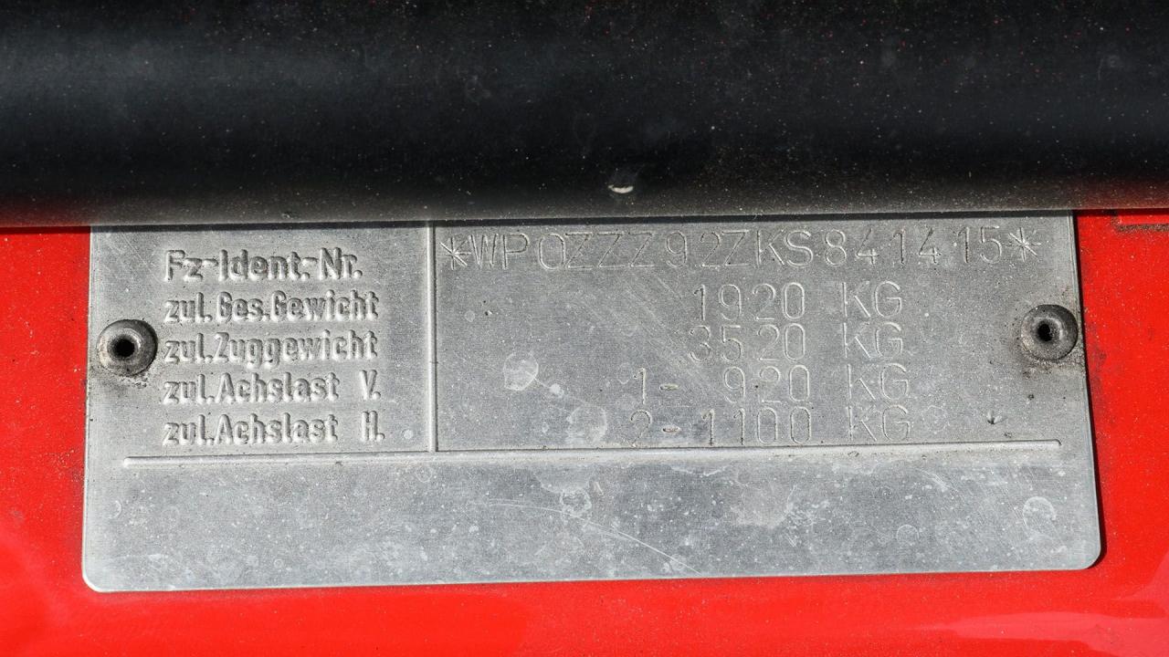 1989 Porsche 928 S4