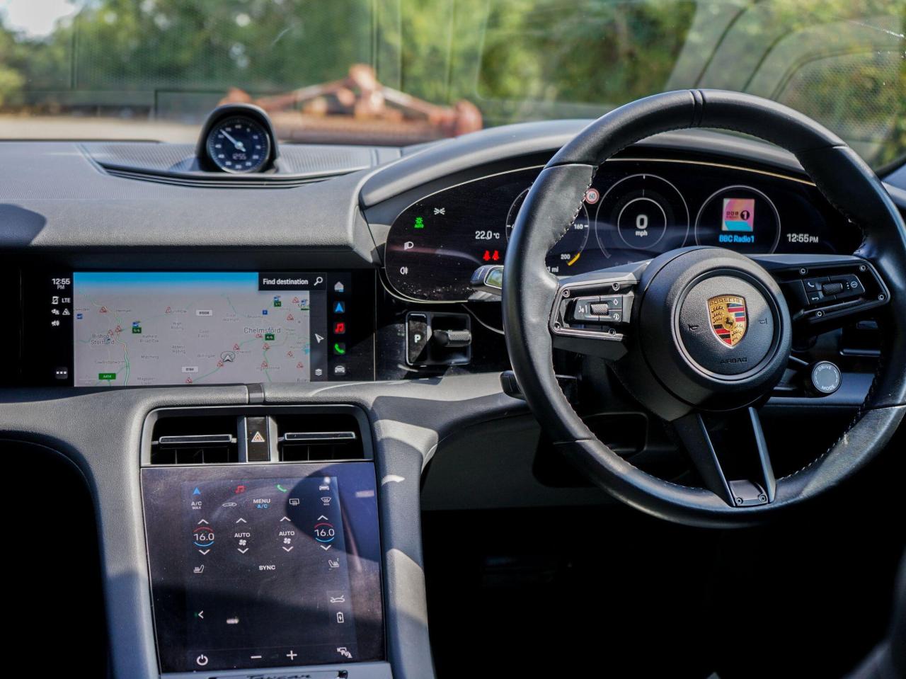 2022 Porsche Performance 79.2kWh Auto RWD 4dr (11kW Charger)