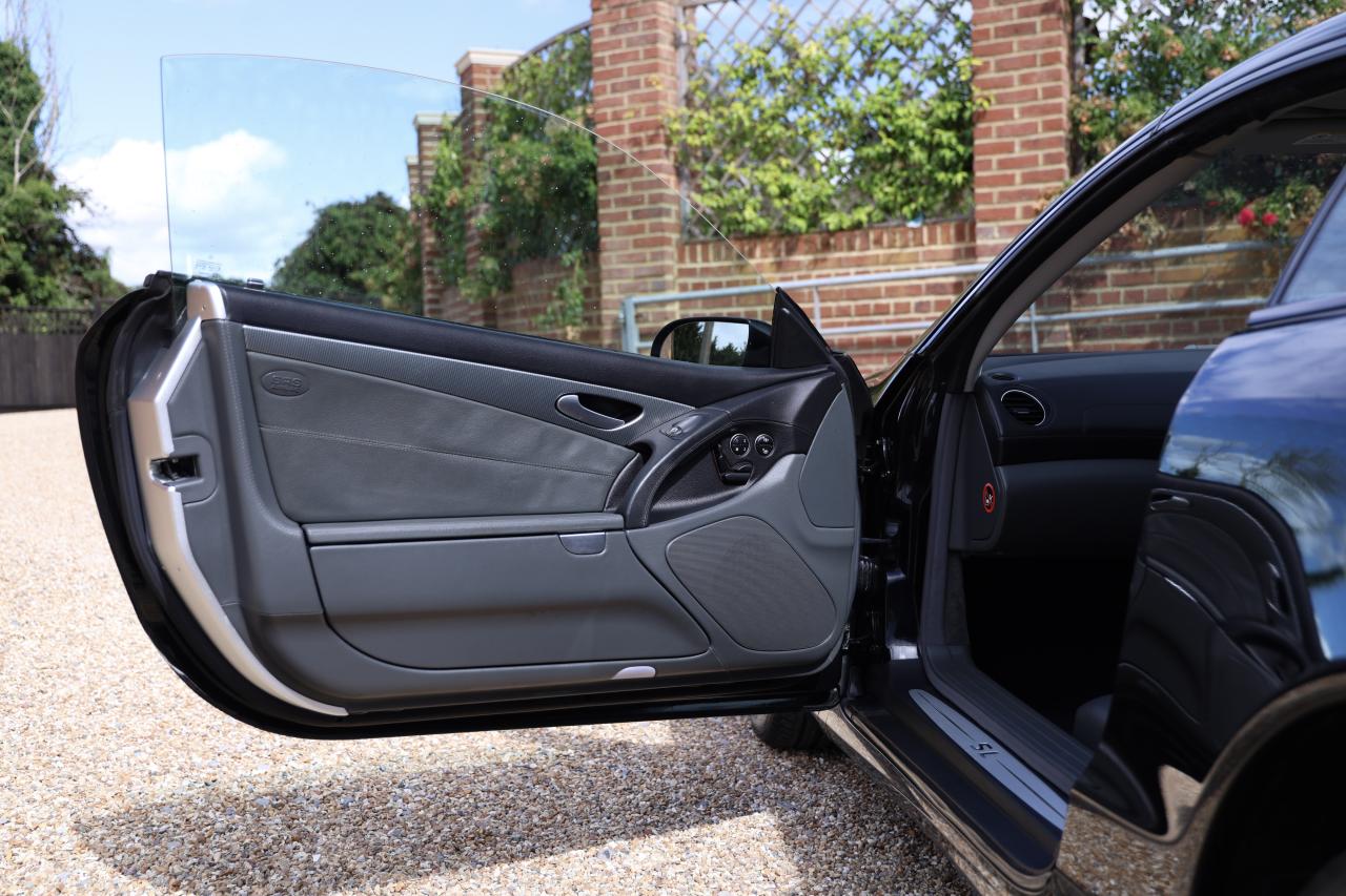 2004 Mercedes - Benz SL350 Convertible