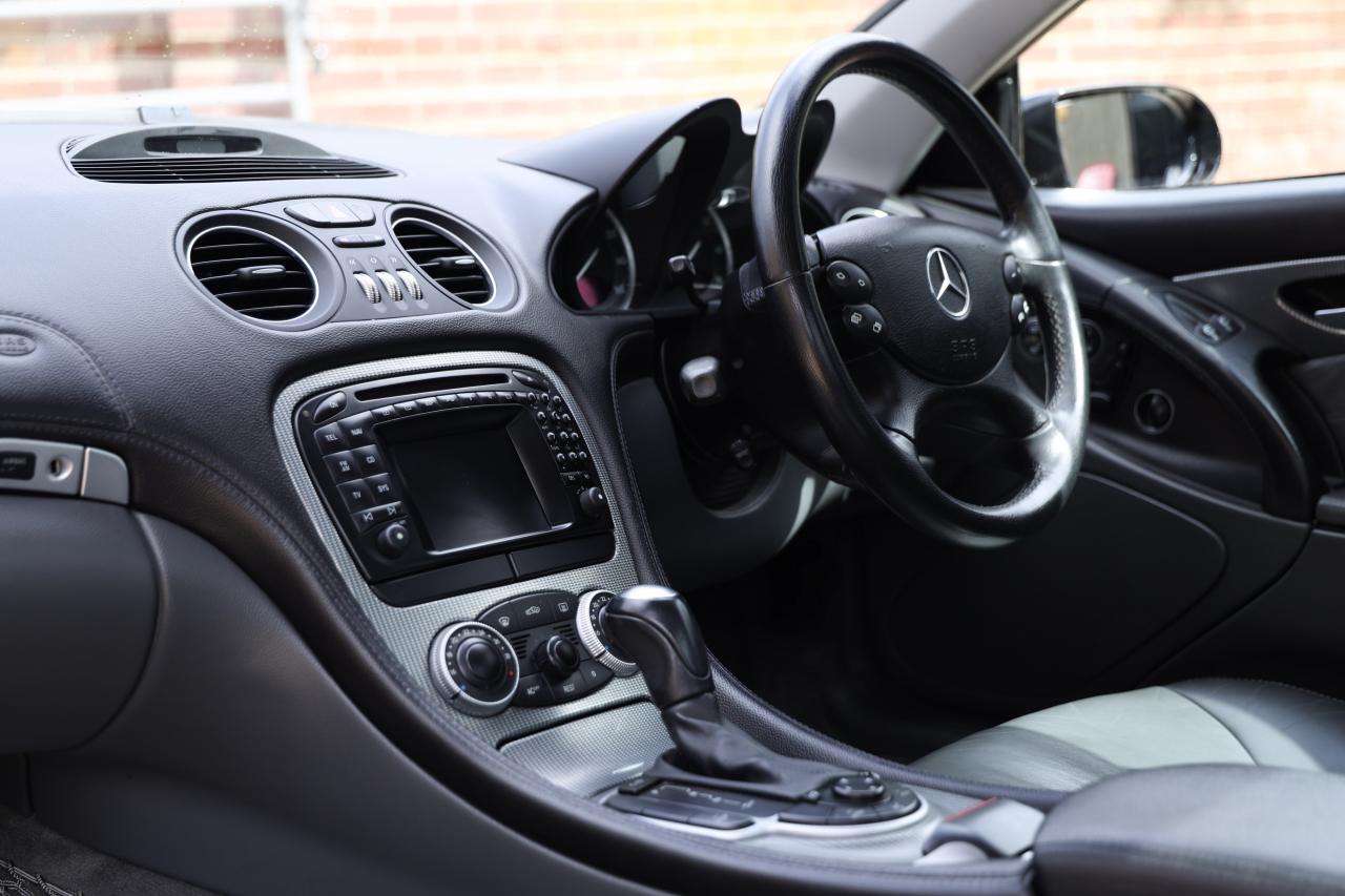2004 Mercedes - Benz SL350 Convertible
