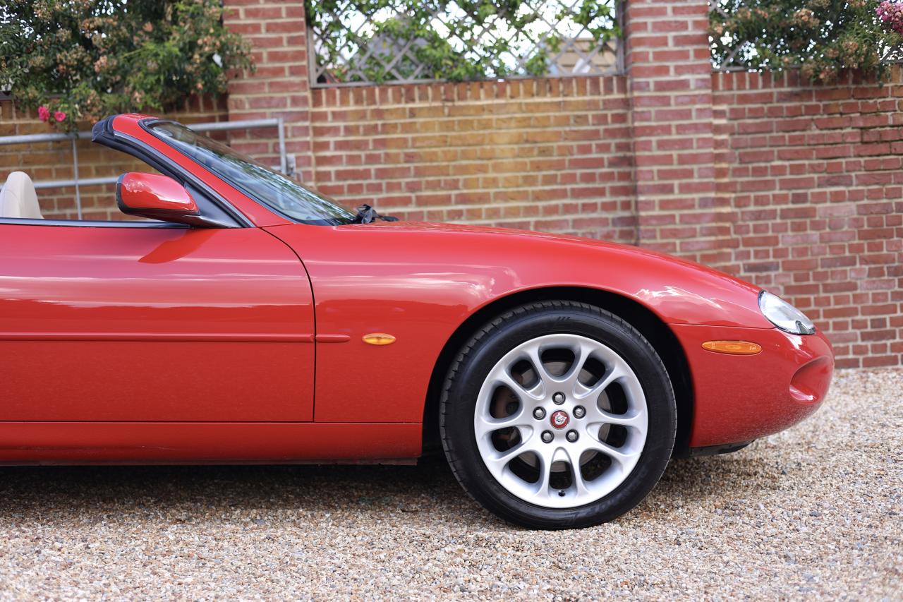 2000 Jaguar XKR Convertible