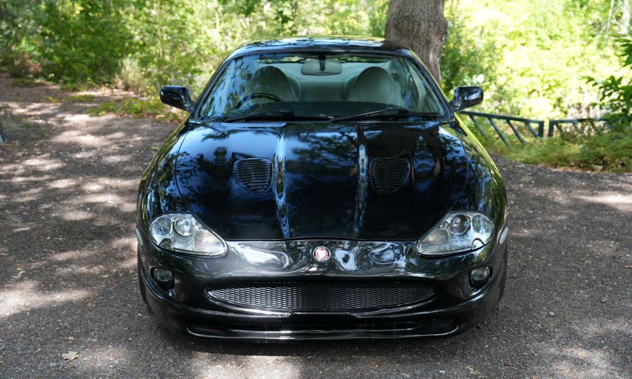 1998 Jaguar XKR Paramount Performance Donington