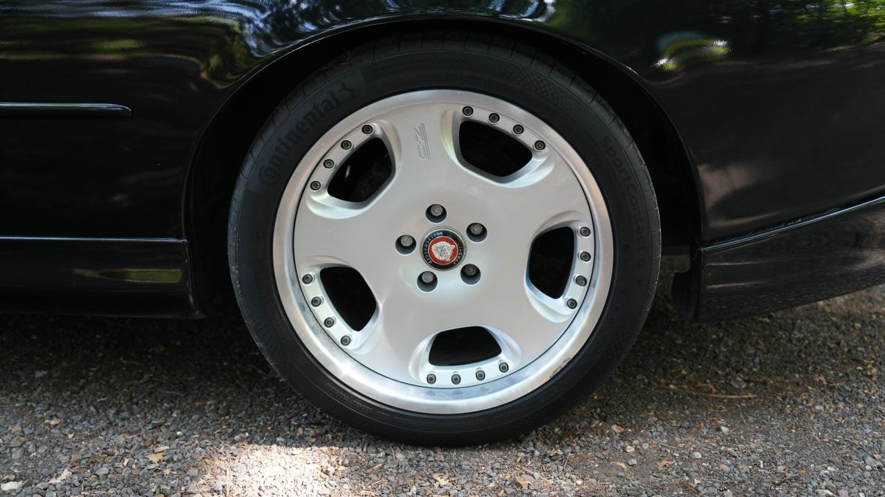 1998 Jaguar XKR Paramount Performance Donington