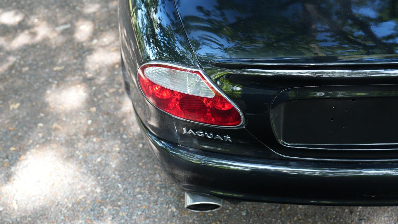 1998 Jaguar XKR Paramount Performance Donington