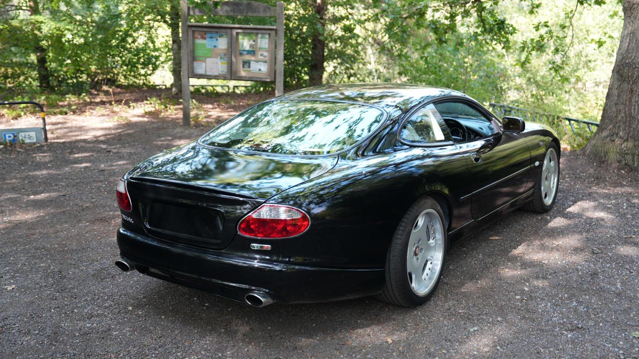 1998 Jaguar XKR Paramount Performance Donington