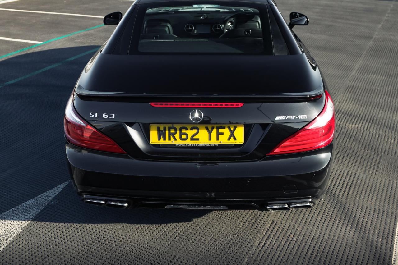2012 Mercedes - Benz SL63 AMG