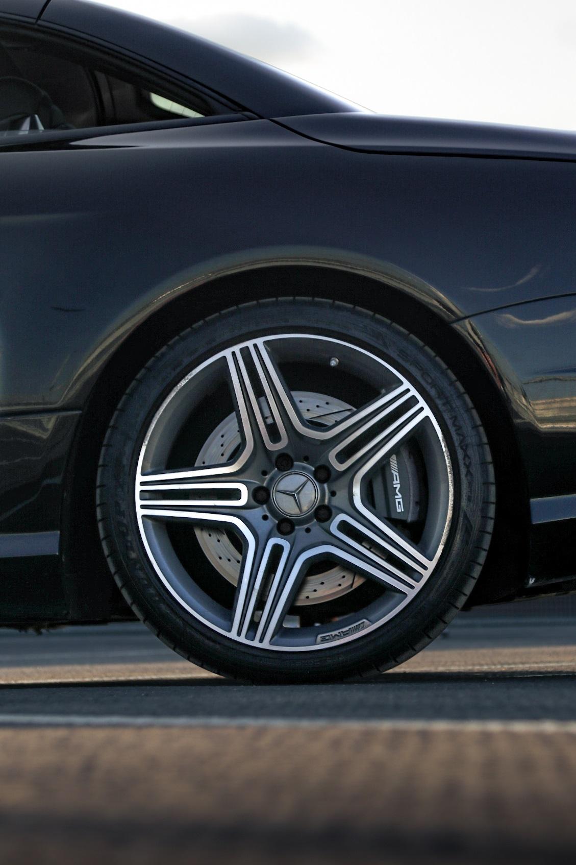 2012 Mercedes - Benz SL63 AMG