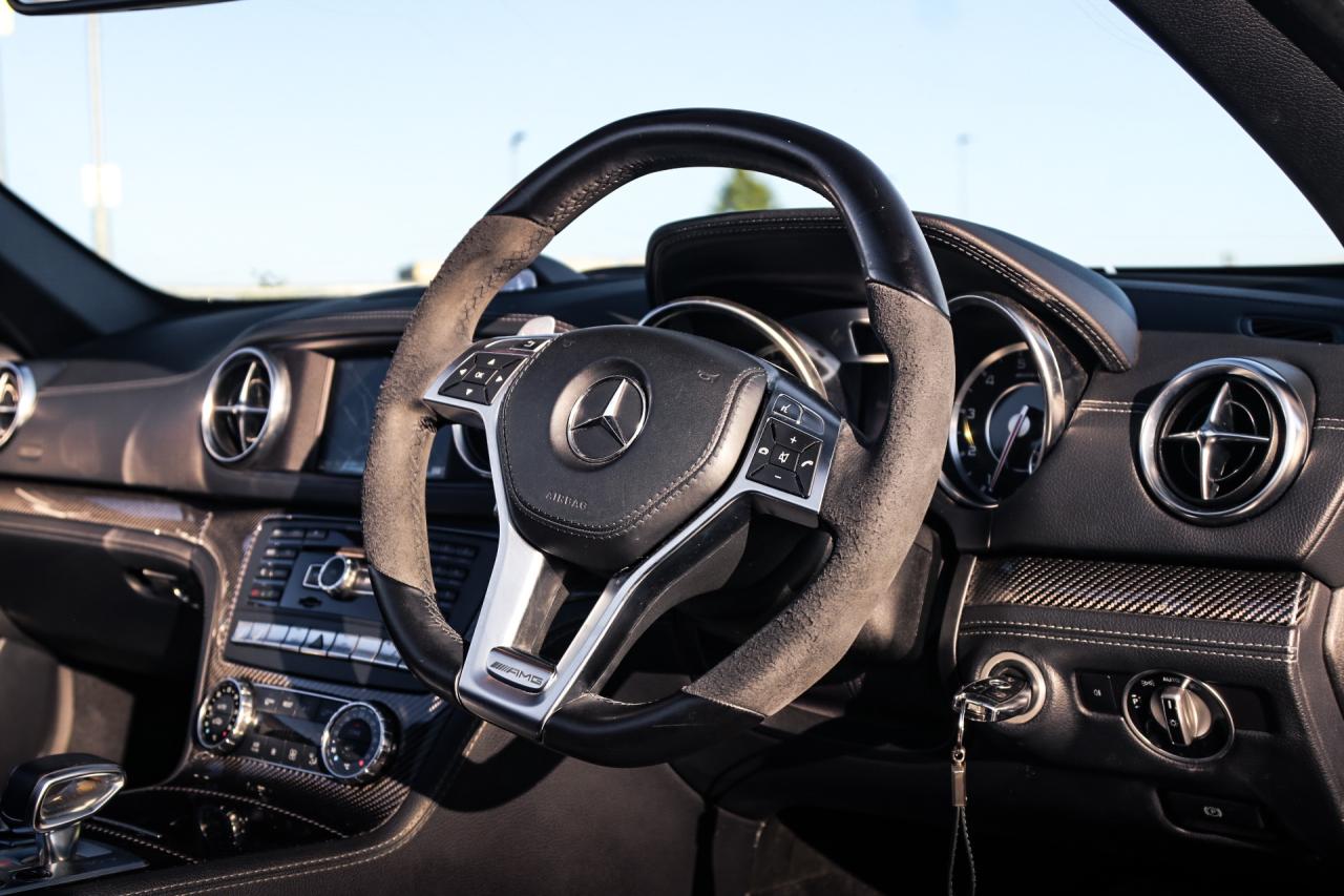 2012 Mercedes - Benz SL63 AMG