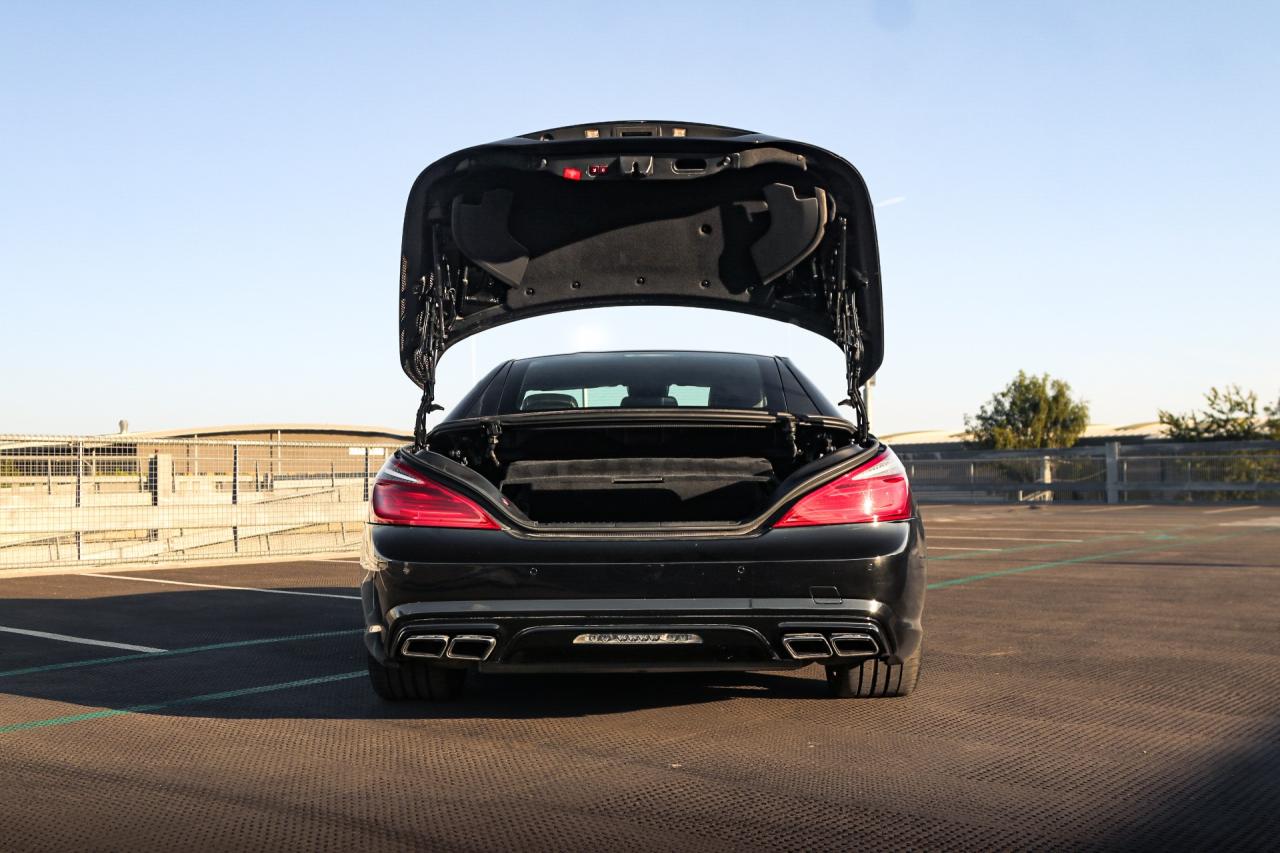 2012 Mercedes - Benz SL63 AMG