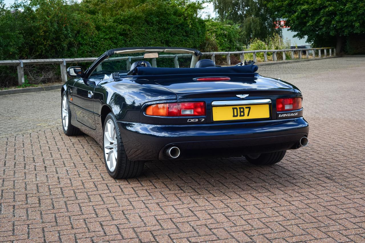 2001 Aston Martin DB7 Vantage Volante