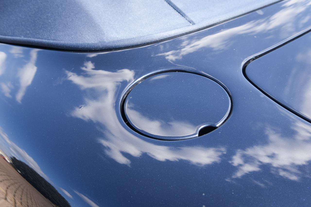 2001 Aston Martin DB7 Vantage Volante