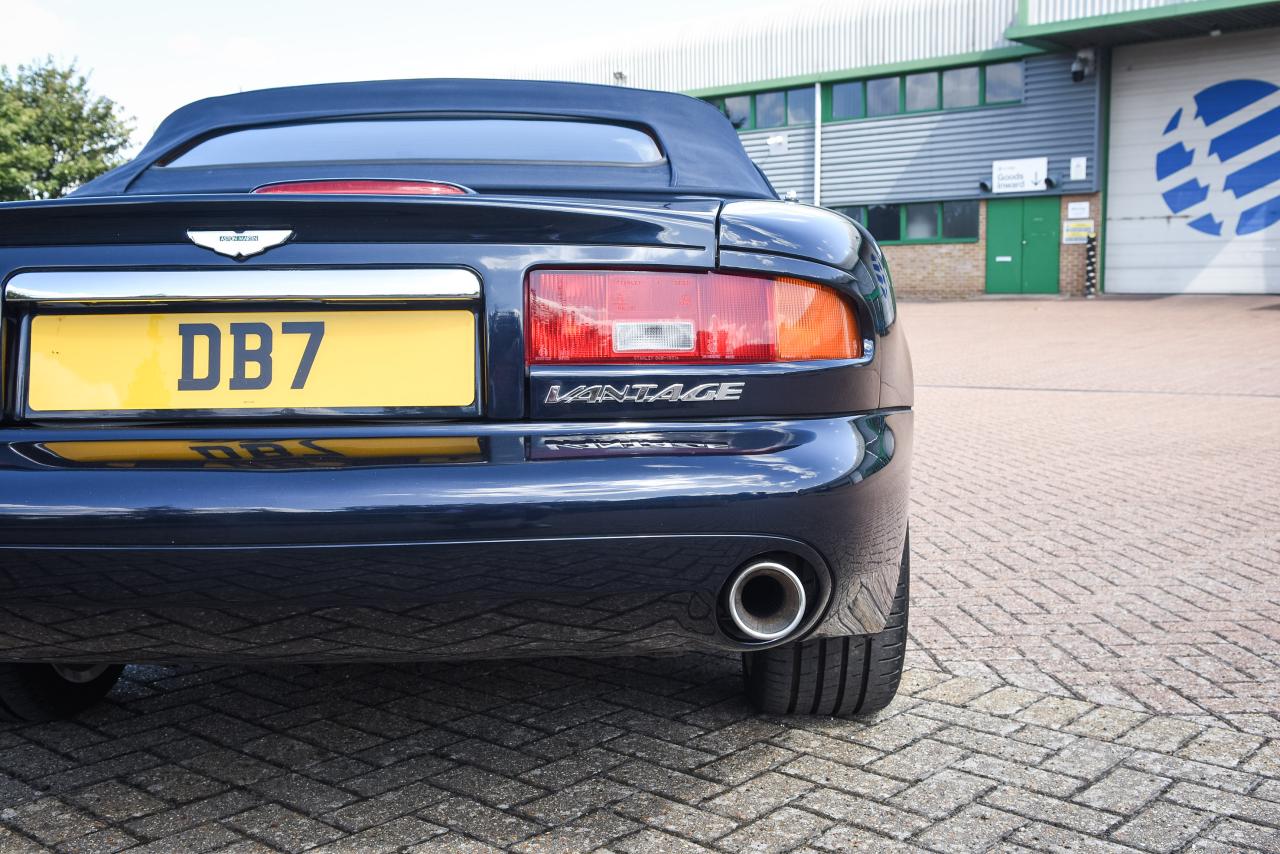 2001 Aston Martin DB7 Vantage Volante