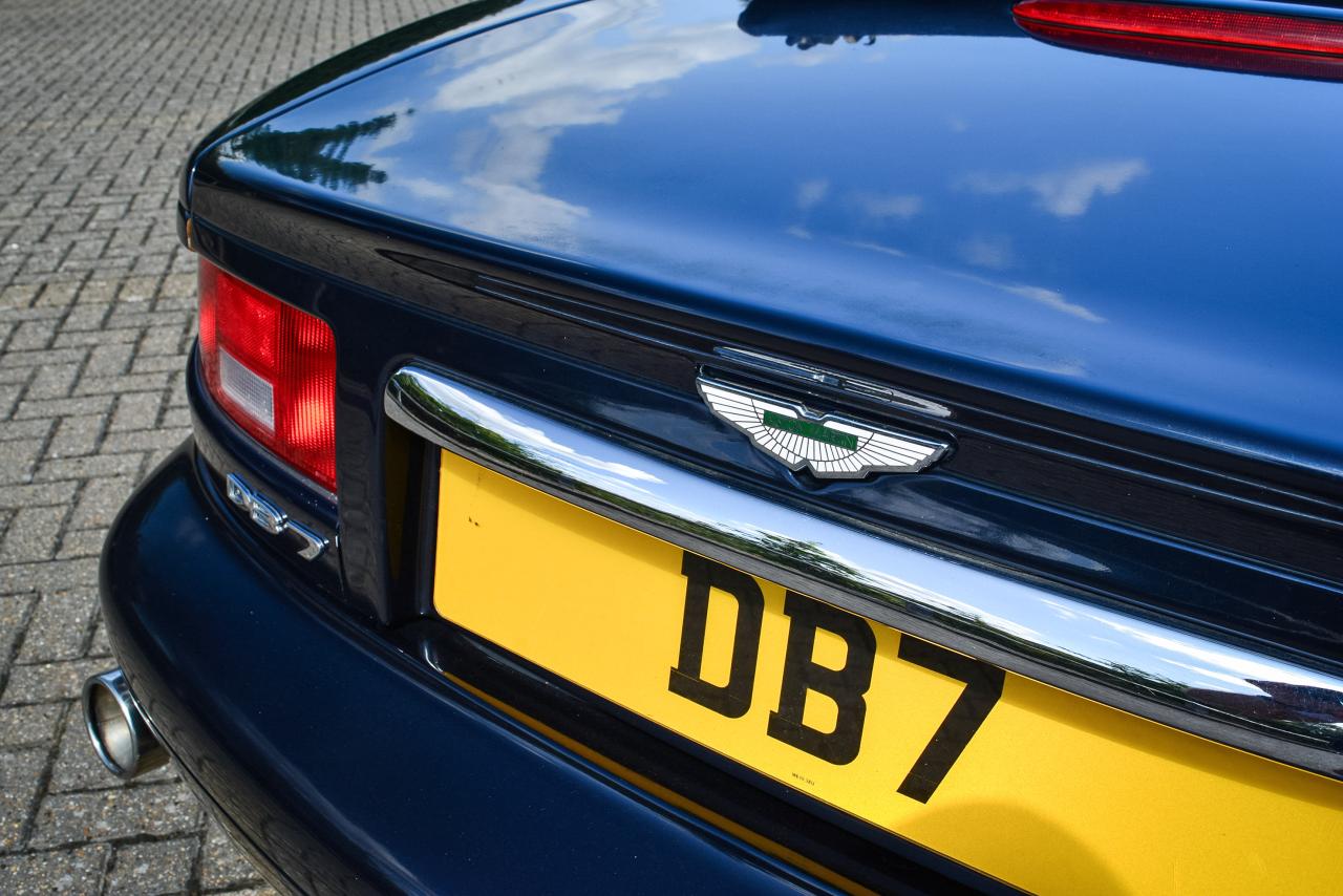 2001 Aston Martin DB7 Vantage Volante