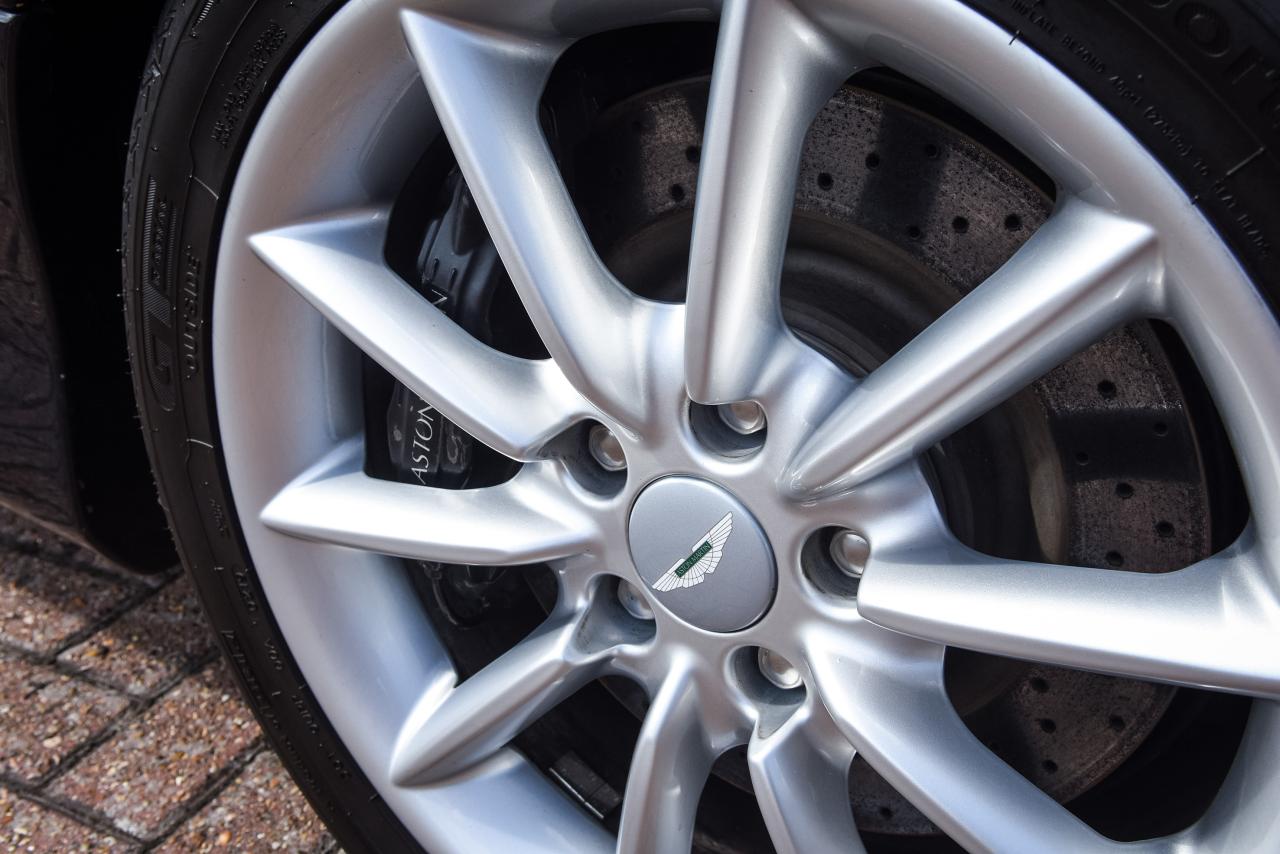 2001 Aston Martin DB7 Vantage Volante