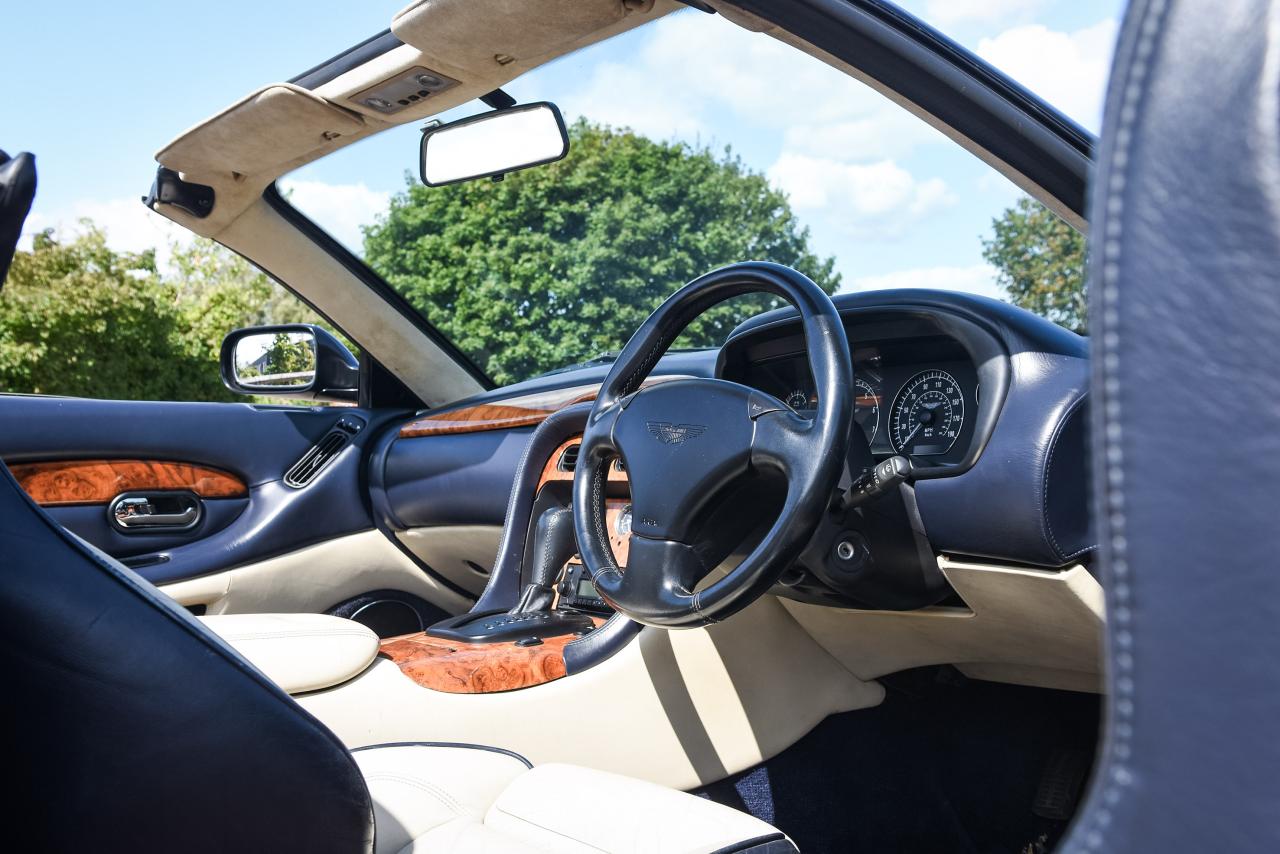 2001 Aston Martin DB7 Vantage Volante