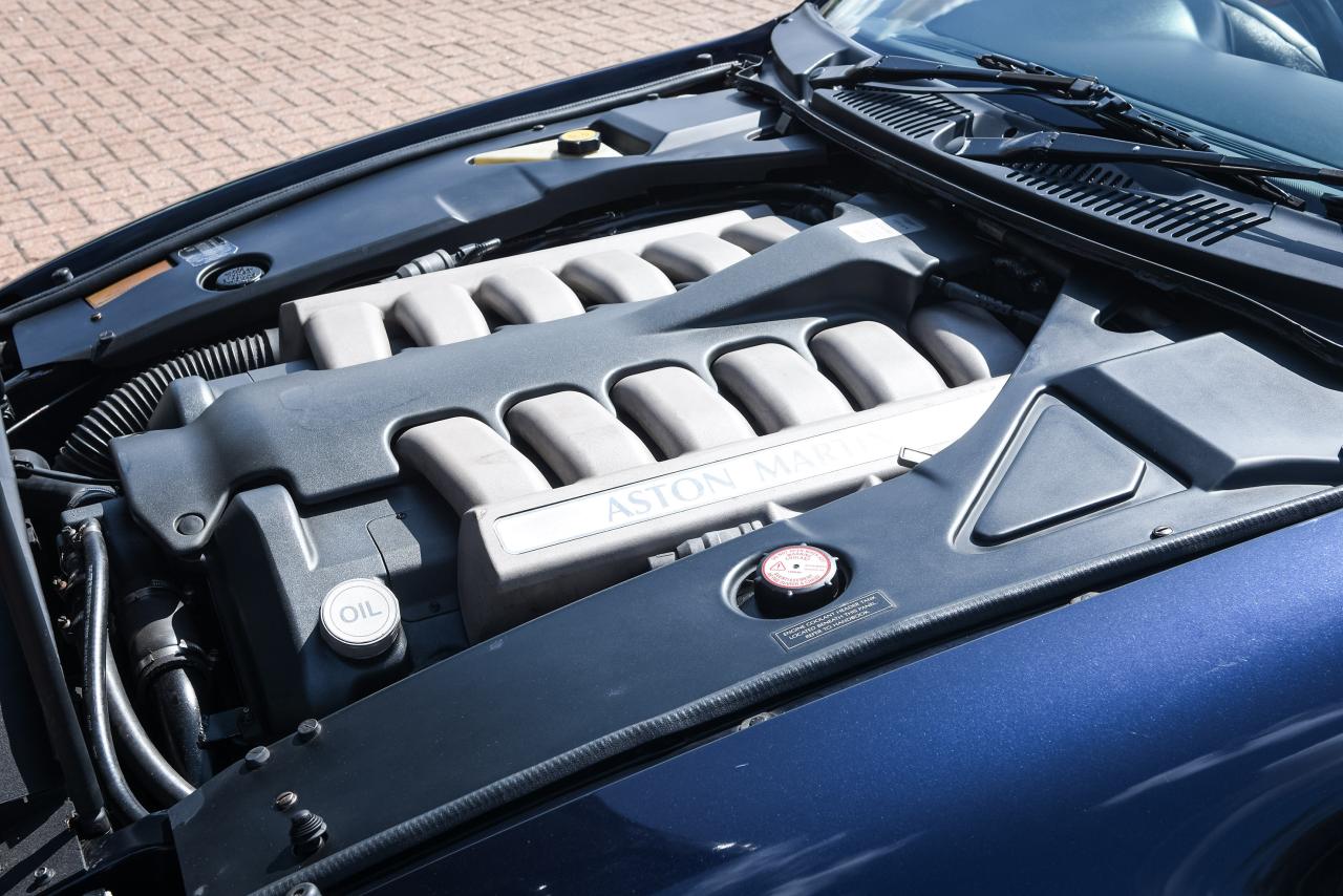 2001 Aston Martin DB7 Vantage Volante