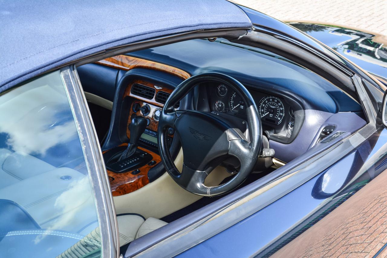 2001 Aston Martin DB7 Vantage Volante