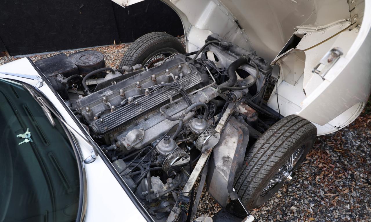 1970 Jaguar E-Type Series II 2+2 Coup&eacute;