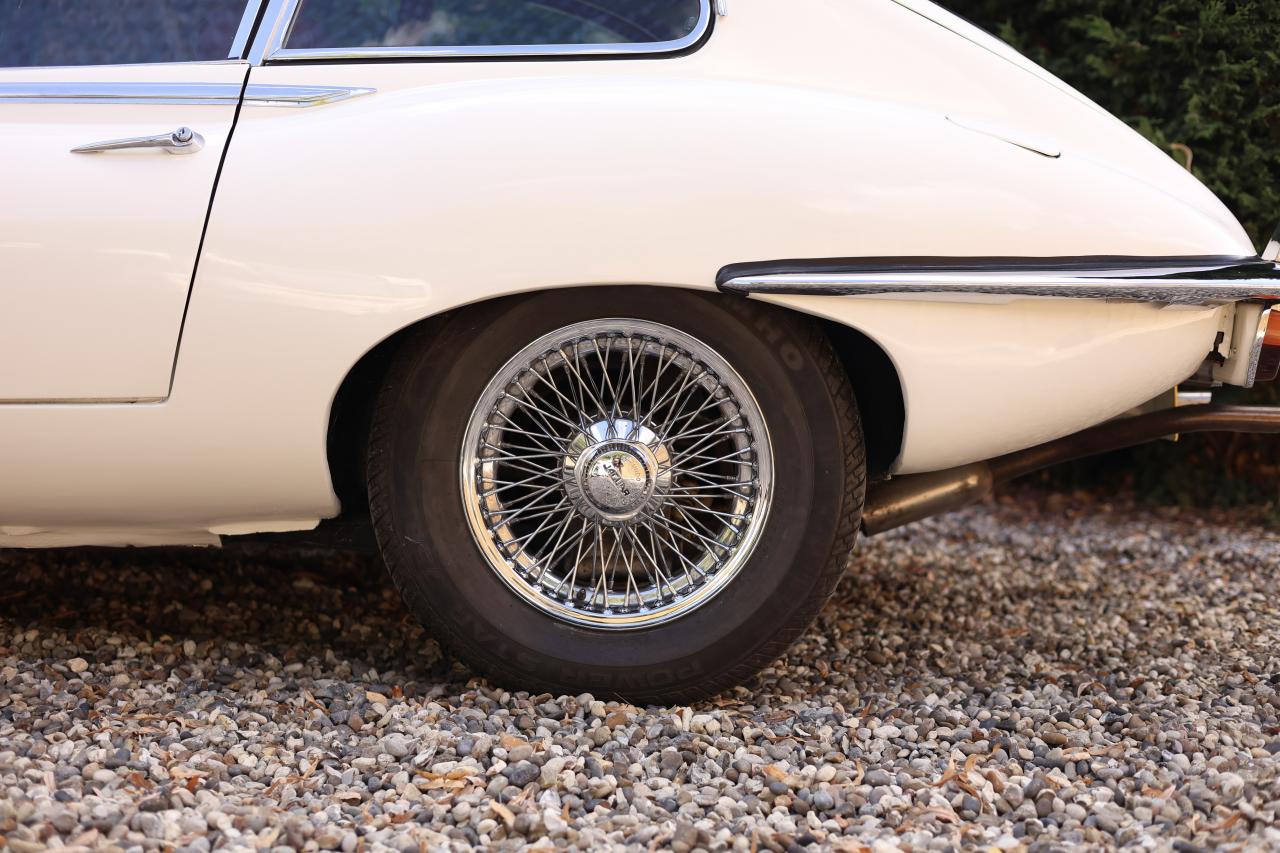 1970 Jaguar E-Type Series II 2+2 Coup&eacute;