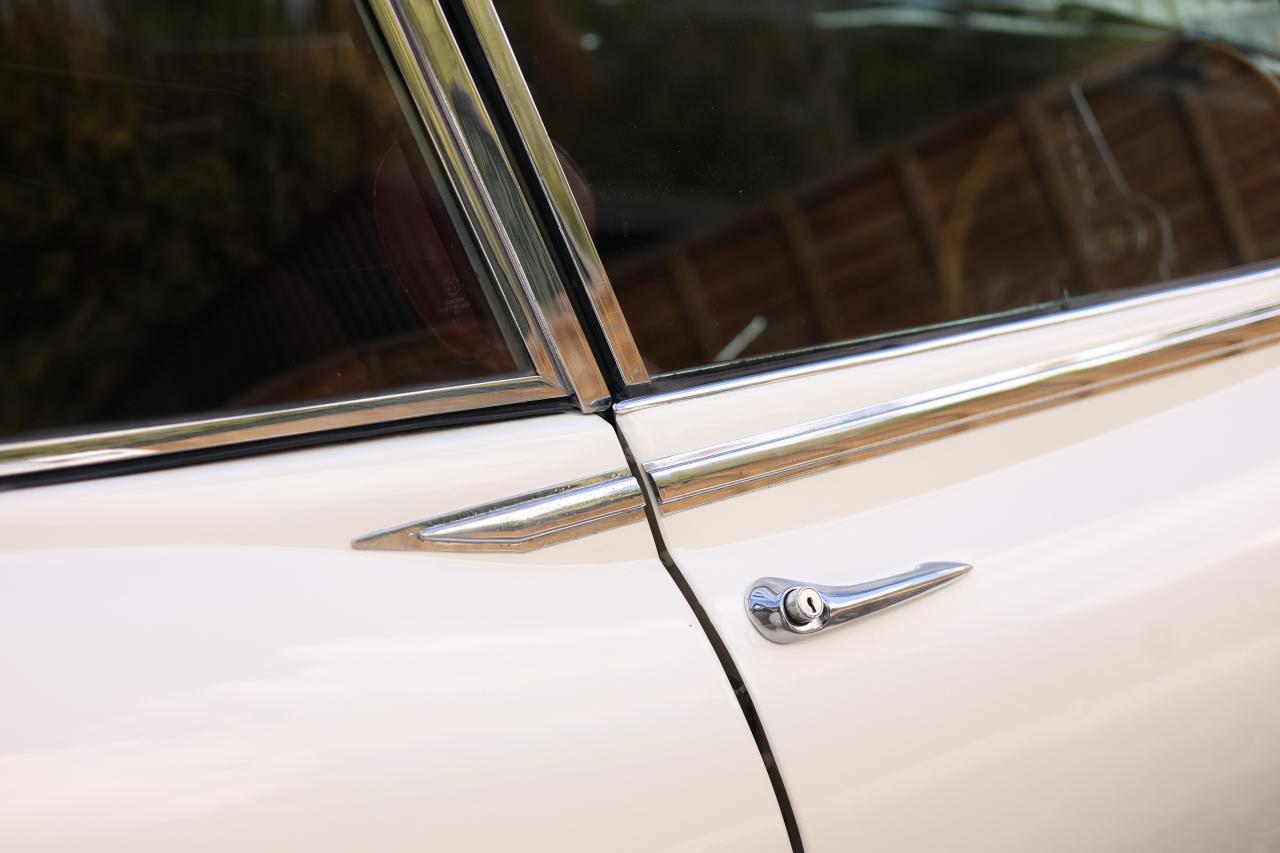 1970 Jaguar E-Type Series II 2+2 Coup&eacute;