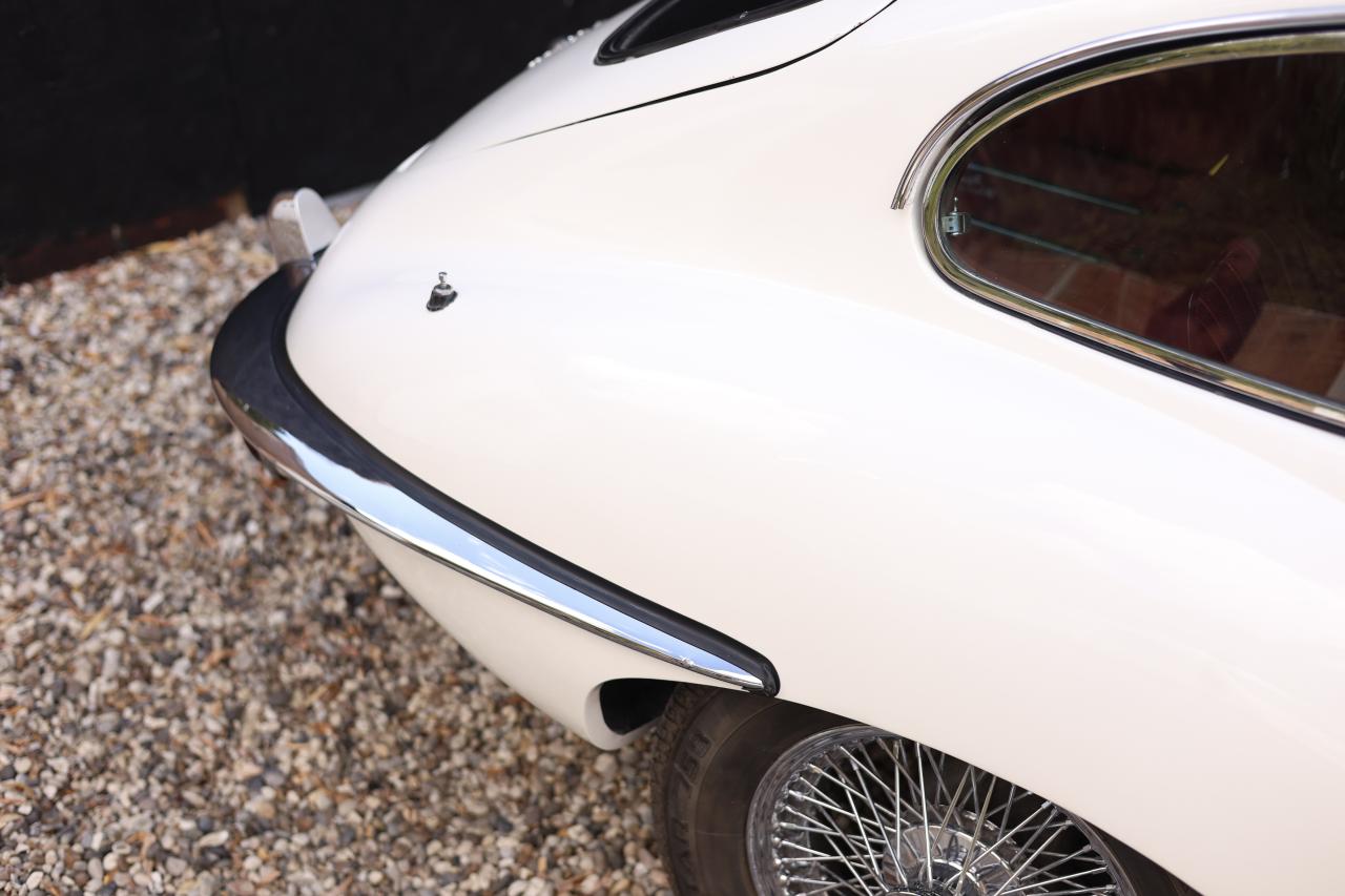 1970 Jaguar E-Type Series II 2+2 Coup&eacute;