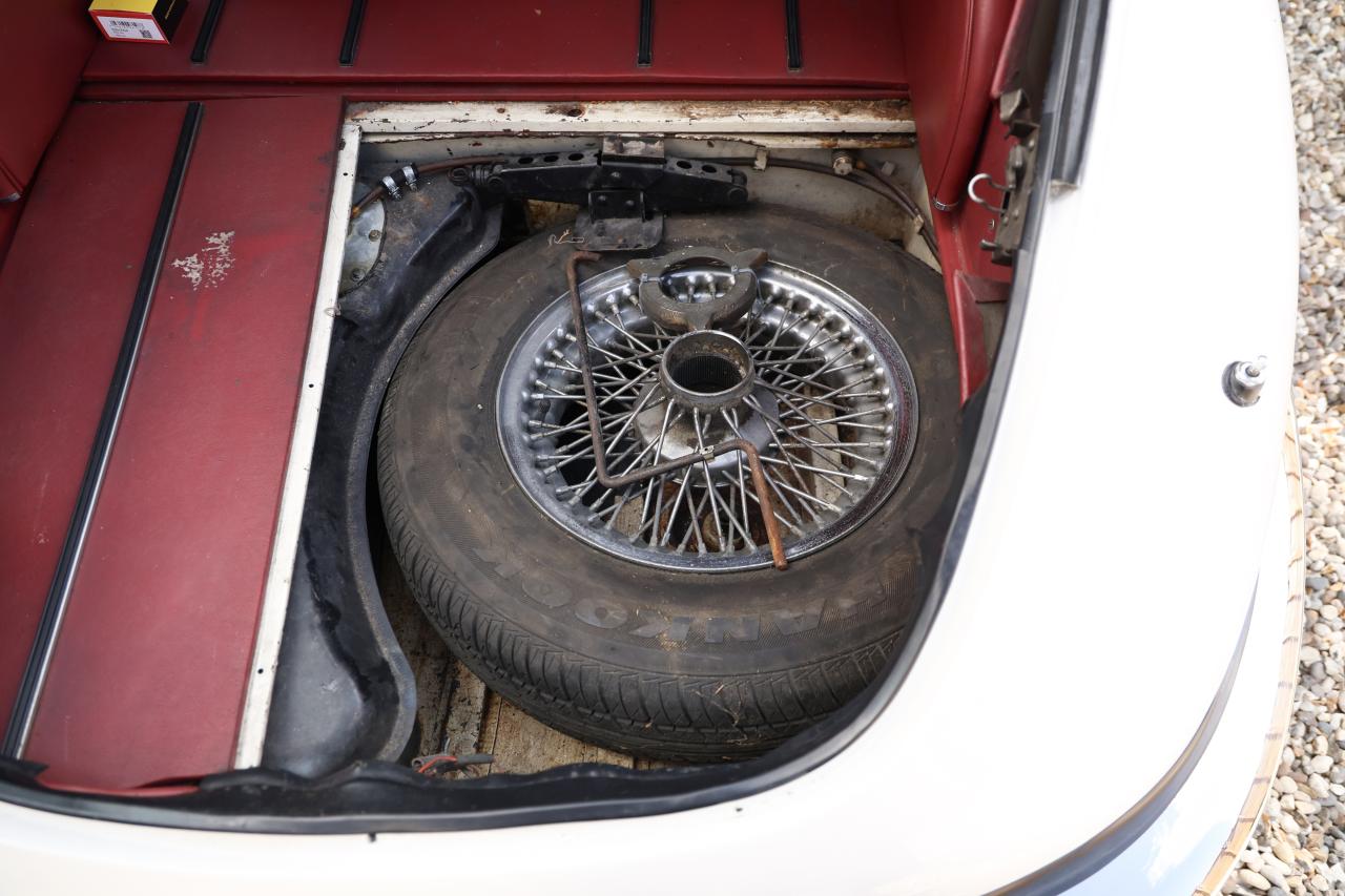 1970 Jaguar E-Type Series II 2+2 Coup&eacute;