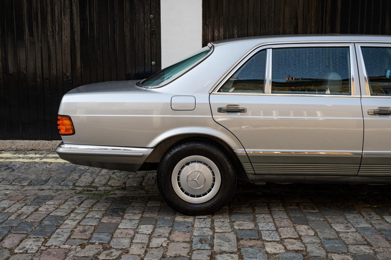 1984 Mercedes - Benz 500 SEL