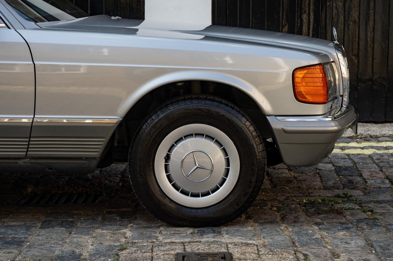 1984 Mercedes - Benz 500 SEL