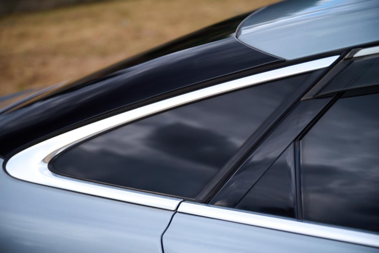 2010 Jaguar XJ V8 Portfolio Auto
